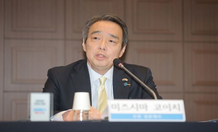 Japan Envoy Urges Stronger Seoul-Tokyo Ties